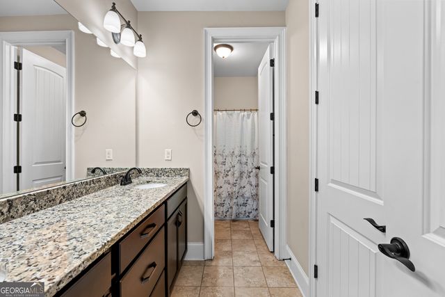 245 Discovery Lake Drive, Fayetteville, GA 30215