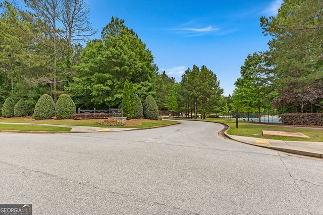245 Discovery Lake Drive, Fayetteville, GA 30215