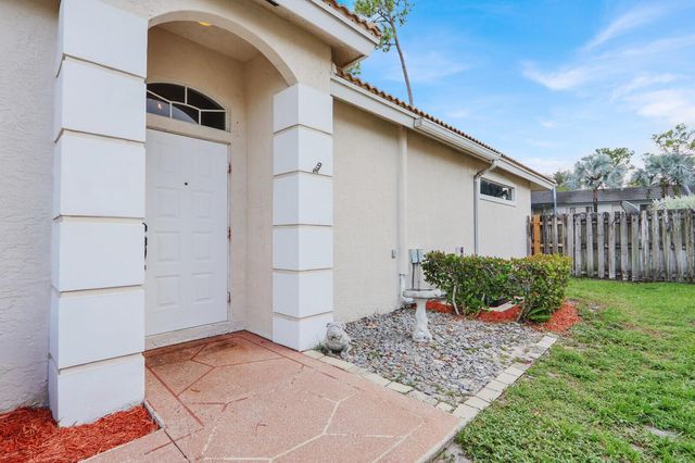 708 VIA TOSCANA, Wellington, FL 33414