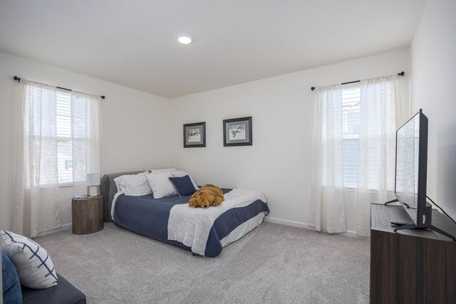 2122 Youngfellow Dr, Columbia, TN 38401