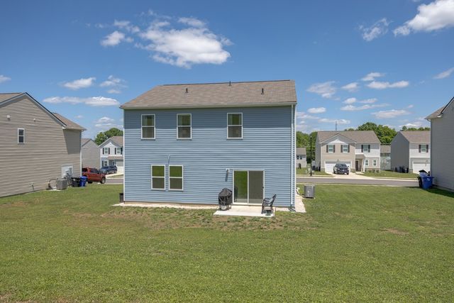 2122 Youngfellow Dr, Columbia, TN 38401