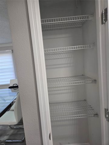 9004 TUDOR DR UNIT K103 K103, Tampa, FL 33615