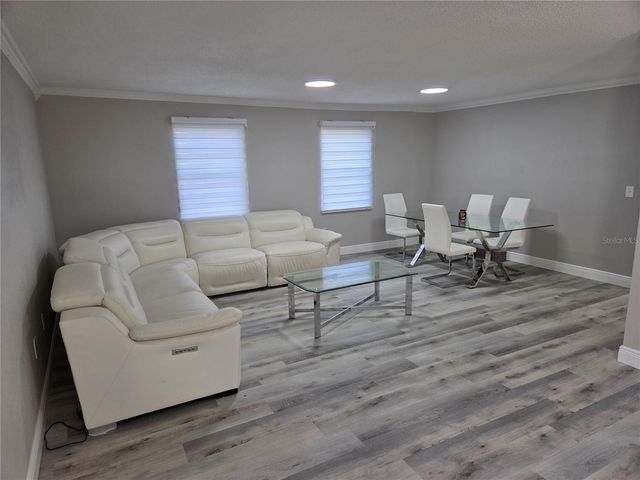 9004 TUDOR DR UNIT K103 K103, Tampa, FL 33615