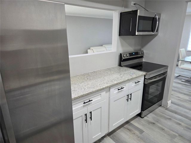 9004 TUDOR DR UNIT K103 K103, Tampa, FL 33615