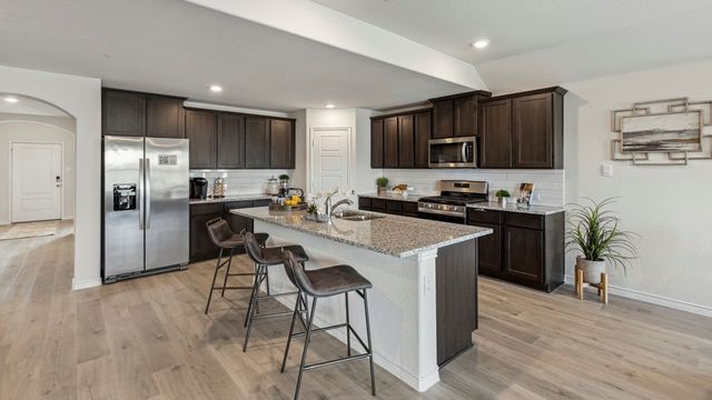 411 Carthage Street, Caddo Mills, TX 75135