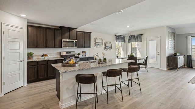 411 Carthage Street, Caddo Mills, TX 75135