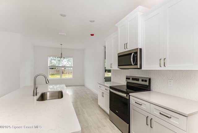 1795 Fallon Boulevard NE 06, Palm Bay, FL 32907