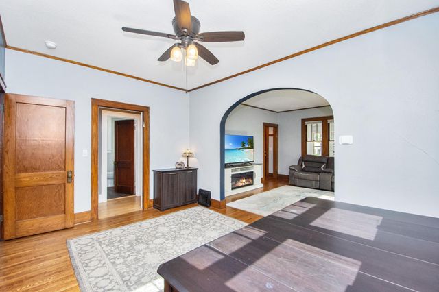 1213 14th Street S, Fargo, ND 58103
