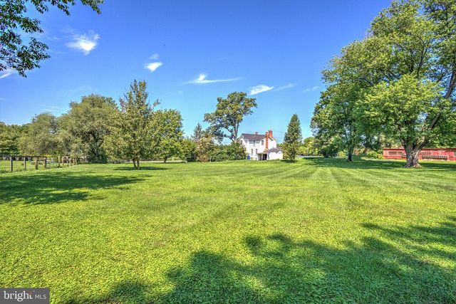 17796 HARMONY CHURCH RD, Hamilton, VA 20158
