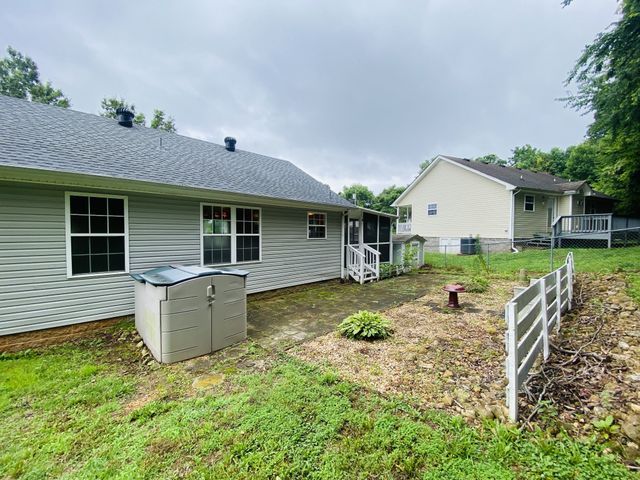 2754 Applemill Ct, Clarksville, TN 37040