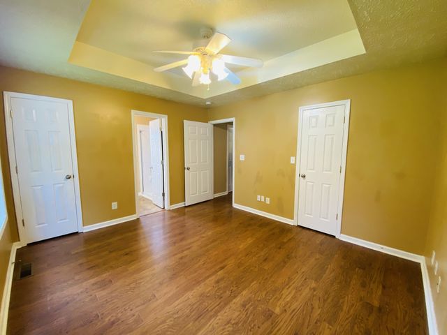 2754 Applemill Ct, Clarksville, TN 37040