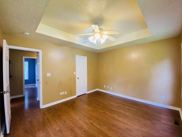 2754 Applemill Ct, Clarksville, TN 37040