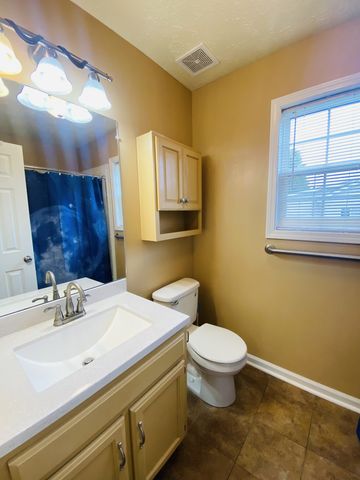 2754 Applemill Ct, Clarksville, TN 37040