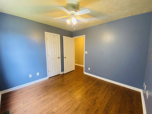 2754 Applemill Ct, Clarksville, TN 37040