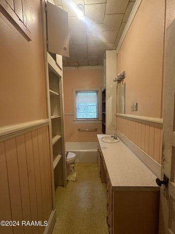 428 S Main Street, Loreauville, LA 70552