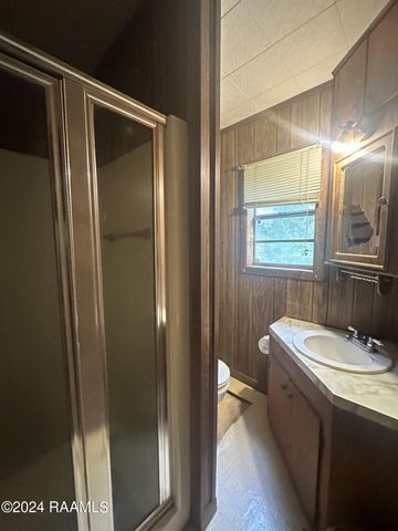 428 S Main Street, Loreauville, LA 70552