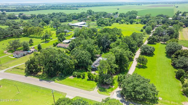 428 S Main Street, Loreauville, LA 70552
