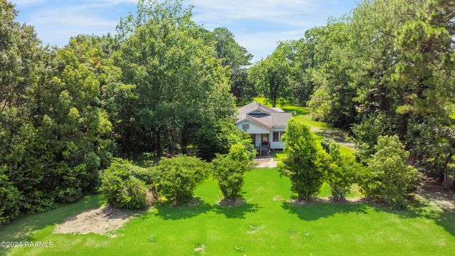 428 S Main Street, Loreauville, LA 70552