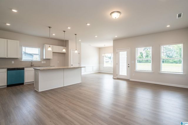 5381 TAILWINDS DRIVE, Bessemer, AL 35022