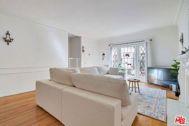 8016 Selma Avenue, Los Angeles, CA 90046