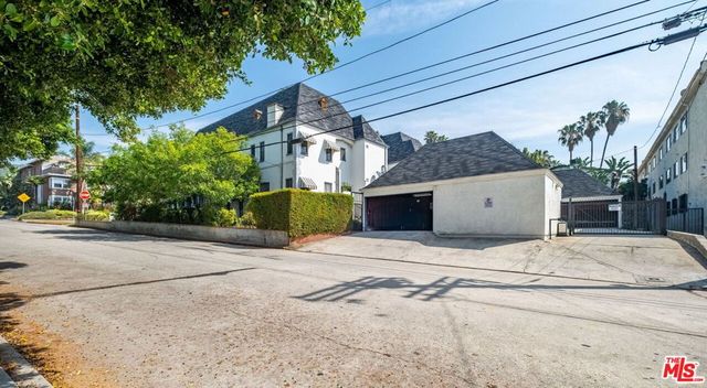 8016 Selma Avenue, Los Angeles, CA 90046