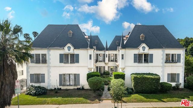 8016 Selma Avenue, Los Angeles, CA 90046