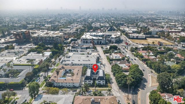 8016 Selma Avenue, Los Angeles, CA 90046