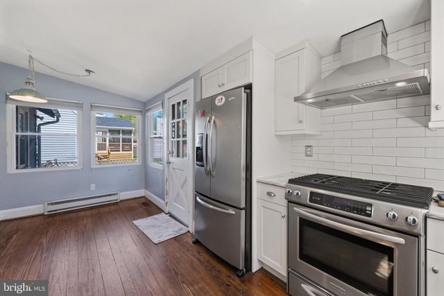 604 COLLEGE AVE, Lutherville Timonium, MD 21093
