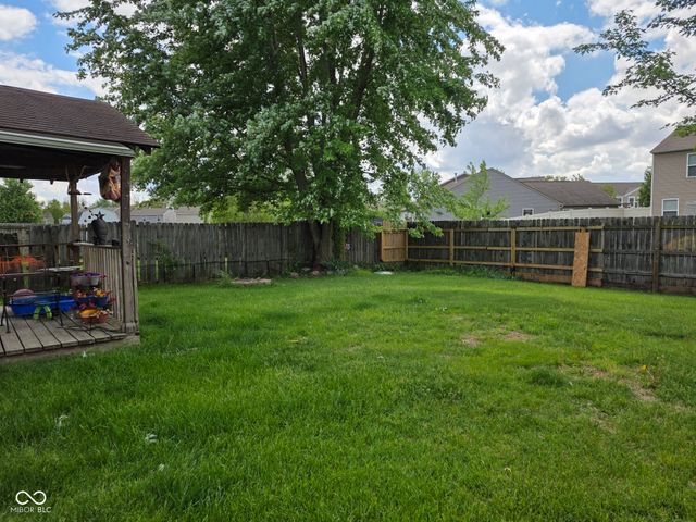 929 Belvedere Drive, Shelbyville, IN 46176