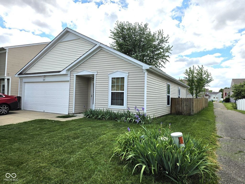 929 Belvedere Drive, Shelbyville, IN 46176