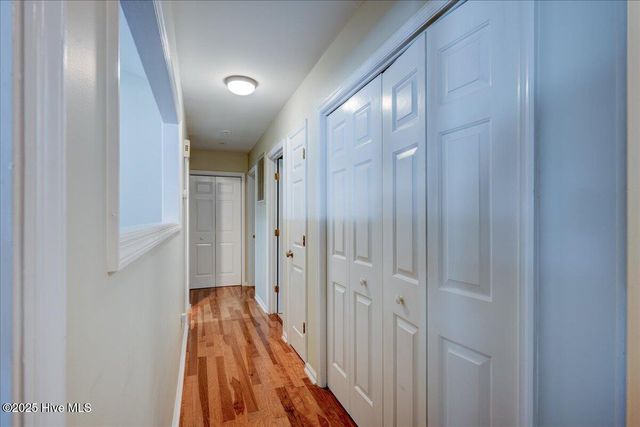 102 Pinewood Drive, New Bern, NC 28562