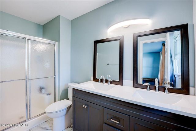 102 Pinewood Drive, New Bern, NC 28562