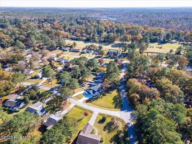 102 Pinewood Drive, New Bern, NC 28562