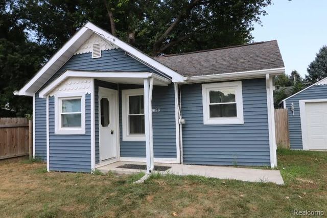 4142 Coggins Avenue, Flint, MI 48506