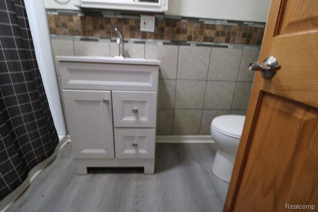 4142 Coggins Avenue, Flint, MI 48506