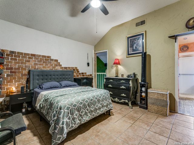 952 hedgestone, San Antonio, TX 78258