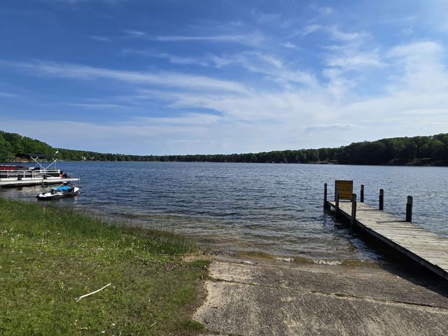 5061 Wedgewood Drive, Harrison, MI 48625