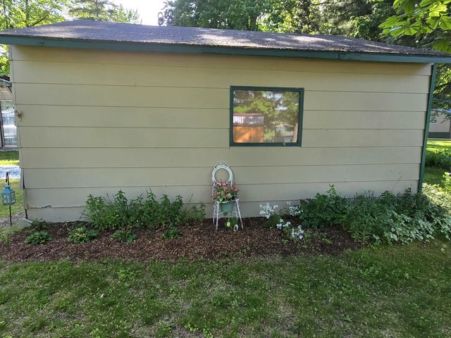 5061 Wedgewood Drive, Harrison, MI 48625