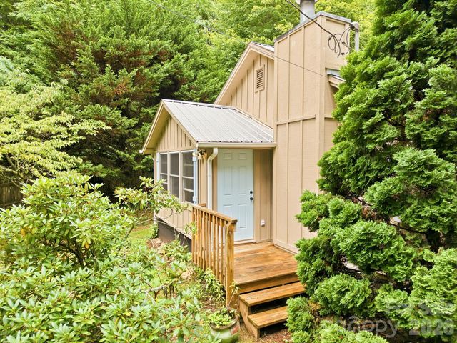 98 Secluded Cove, Waynesville, NC 28785