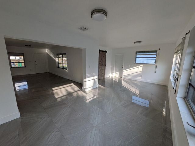 14521 Ellington Street, Miami, FL 33176