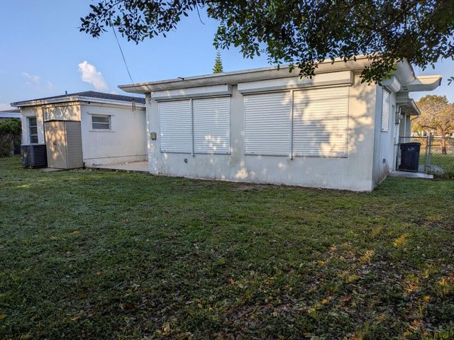 14521 Ellington Street, Miami, FL 33176