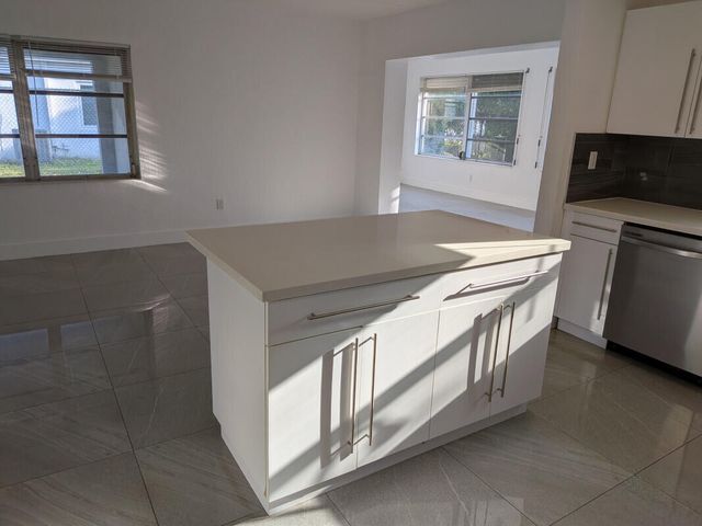 14521 Ellington Street, Miami, FL 33176