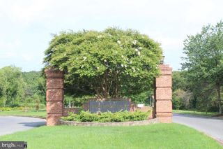 5938 WESTCHESTER PARK DR, College Park, MD 20740