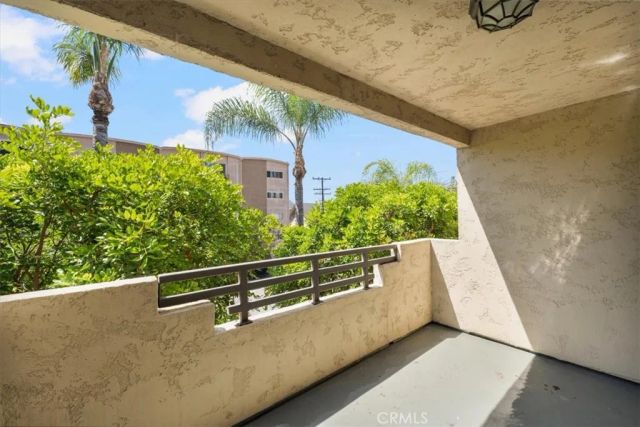 421 W 6th 208, Long Beach, CA 90802