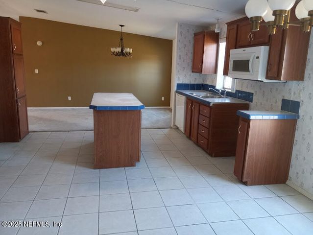 15441 NORMAN Avenue, Jacksonville, FL 32218