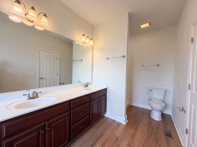 1044 Laramie Ct, Murfreesboro, TN 37128