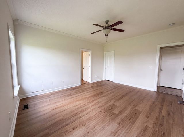 1044 Laramie Ct, Murfreesboro, TN 37128