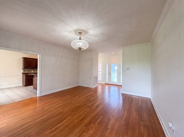 1044 Laramie Ct, Murfreesboro, TN 37128