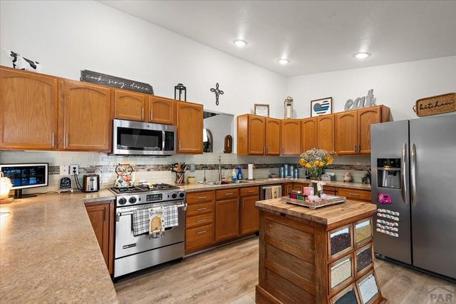 319 W Blue Jay Place, Pueblo West, CO 81007