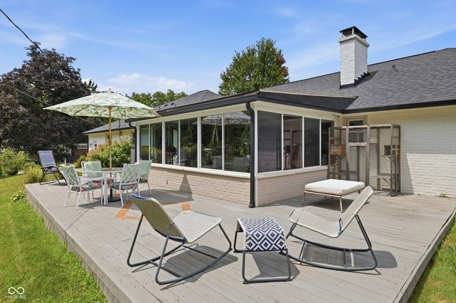 651 Spring Hills Drive, Zionsville, IN 46077